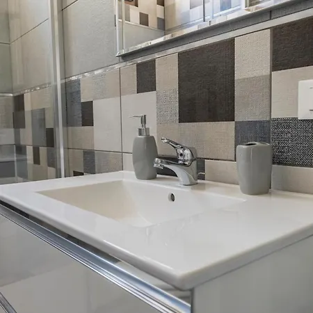 Red & Blu Semesterbostad