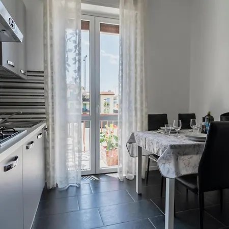 Red & Blu Semesterbostad Desenzano del Garda