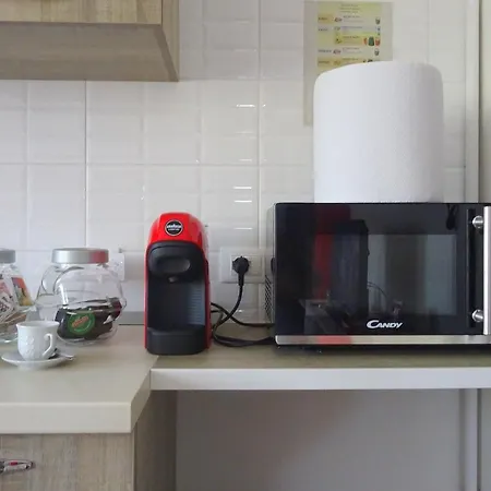 בית נופש Red & Blu דסנזאנו דל גארדה