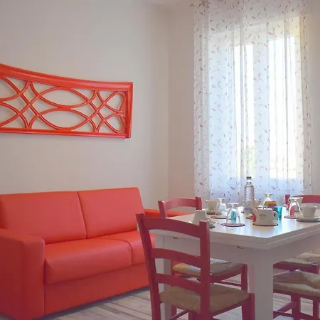 Red & Blu Holiday home