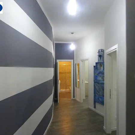 Red & Blu * דסנזאנו דל גארדה