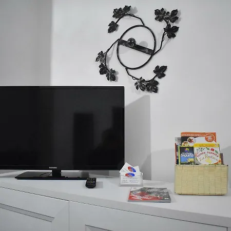 Semesterbostad Red & Blu *